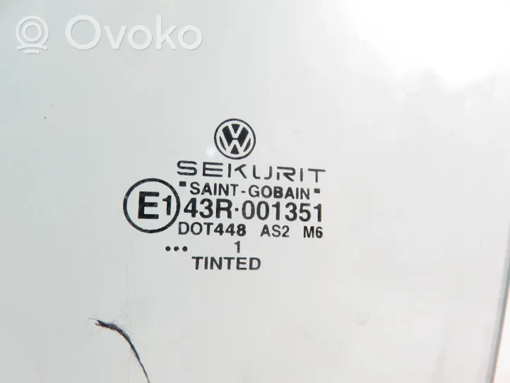 Volkswagen Golf IV Etuoven ikkunalasi, neliovinen malli 