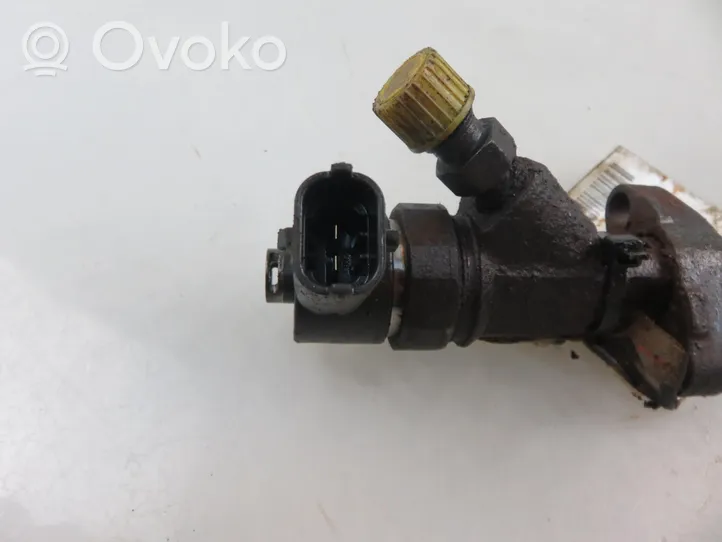 Renault Master II Injecteur de carburant 8200146357