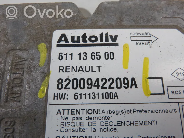 Renault Master III Module de contrôle airbag 611136500