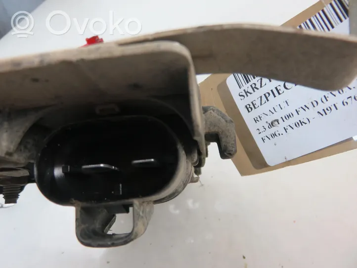 Renault Master III Battery relay fuse 