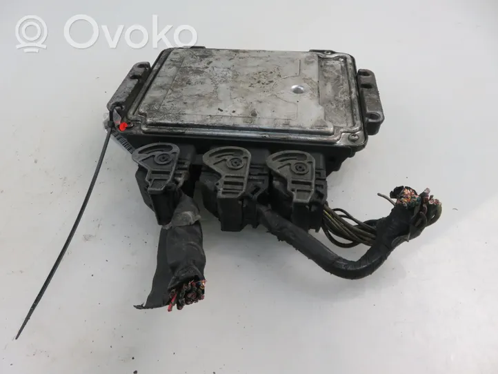 Nissan Primera Calculateur moteur ECU 8200305678