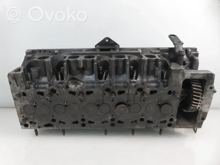 Volkswagen Touareg I Testata motore 070103373A