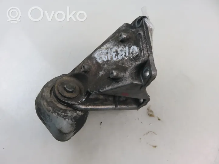 Volkswagen PASSAT B5.5 Gearbox mounting bracket 