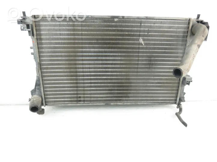 Opel Vectra C Radiateur de refroidissement 