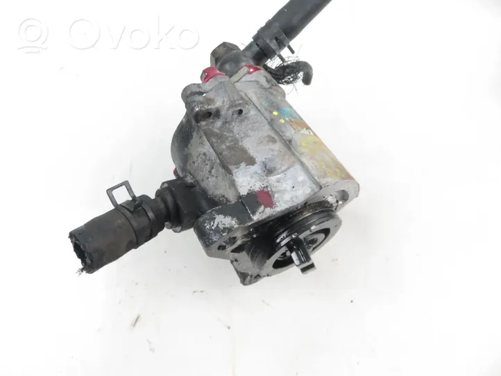 Toyota Corolla Verso E121 Unterdruckpumpe Vakuumpumpe 0810002590