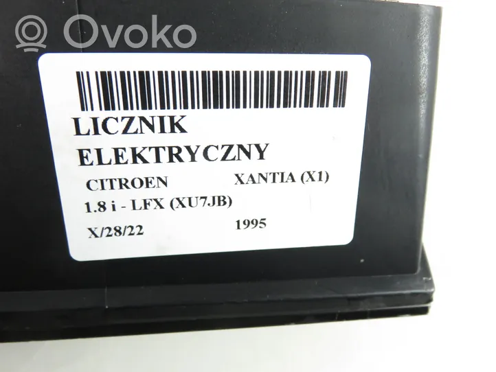 Citroen Xantia Licznik / Prędkościomierz 