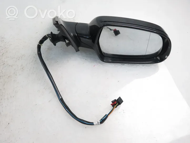 Audi A4 S4 B8 8K Front door electric wing mirror 