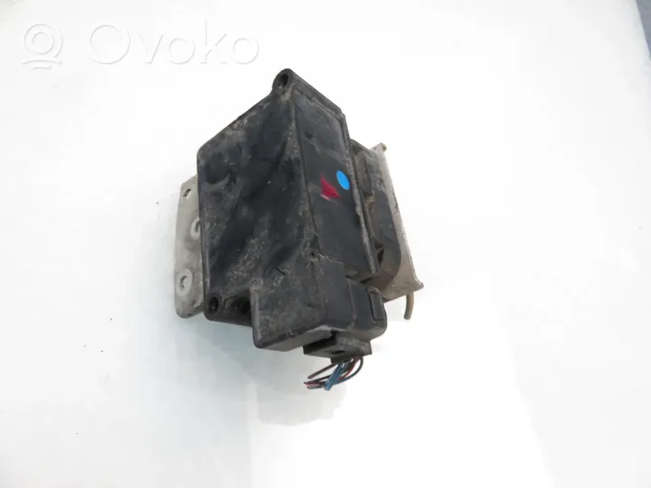 Audi A8 S8 D3 4E Bloc de soupape de suspension pneumatique 