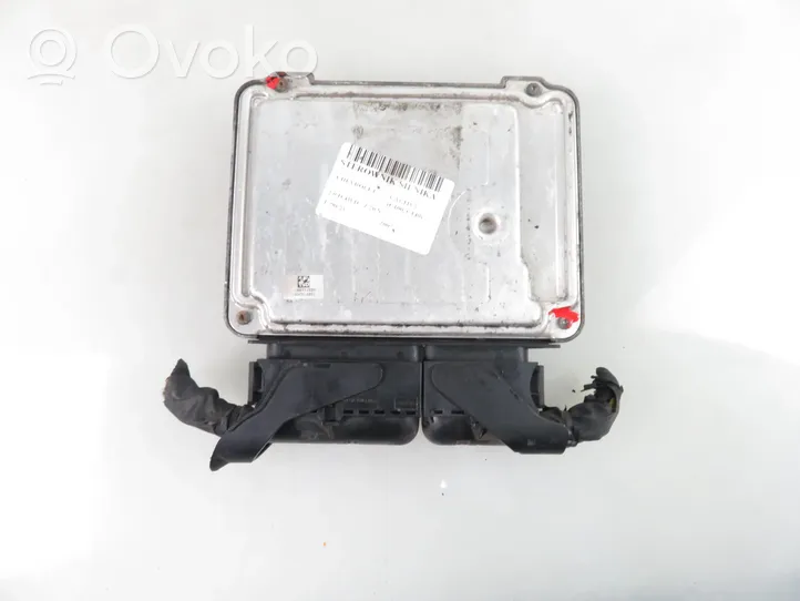 Chevrolet Captiva Variklio valdymo blokas 0281012695