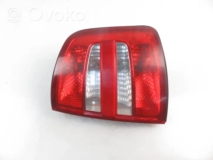 Skoda Fabia Mk1 (6Y) Lampa tylna 6Y9945112B