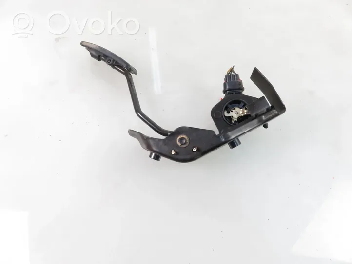 Toyota Corolla E120 E130 Pedal del acelerador 1983003010