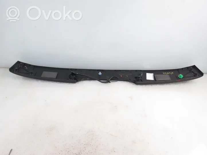 Renault Clio II Tailgate/trunk spoiler 