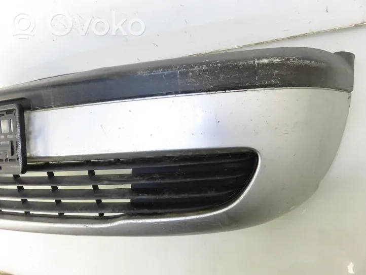 Opel Zafira A Front bumper 