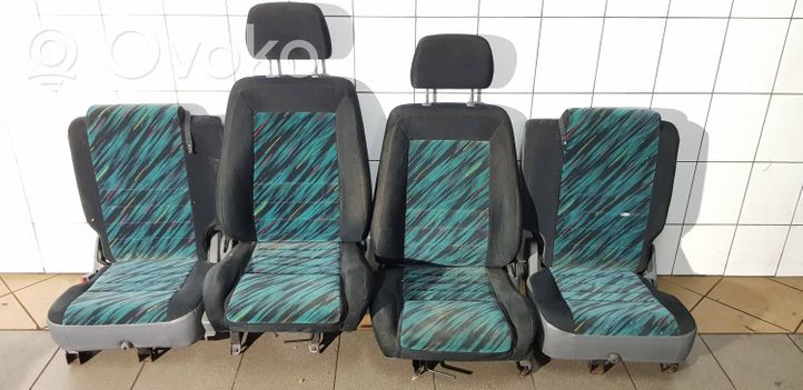 Daihatsu Feroza Set di rivestimento sedili e portiere 