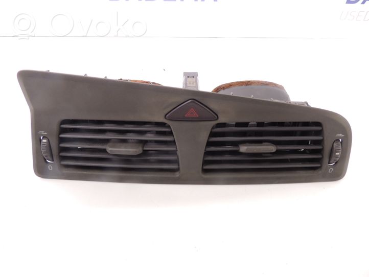 Volvo V70 Dash center air vent grill 3409374