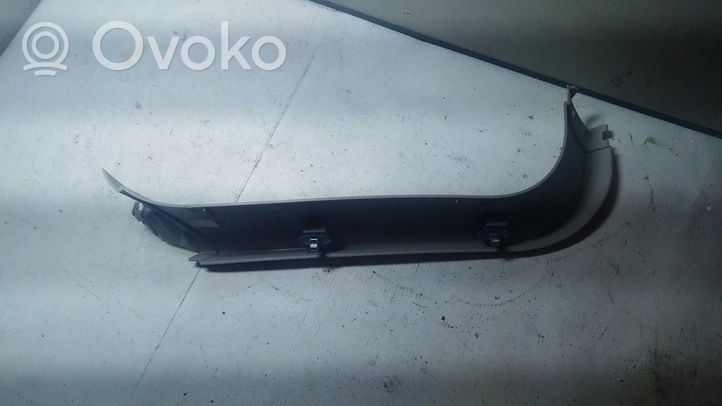 Opel Zafira B Autres éléments de garniture de porte arrière 13131333