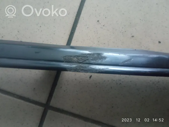 Subaru Legacy Rivestimento modanatura del vetro della portiera anteriore 