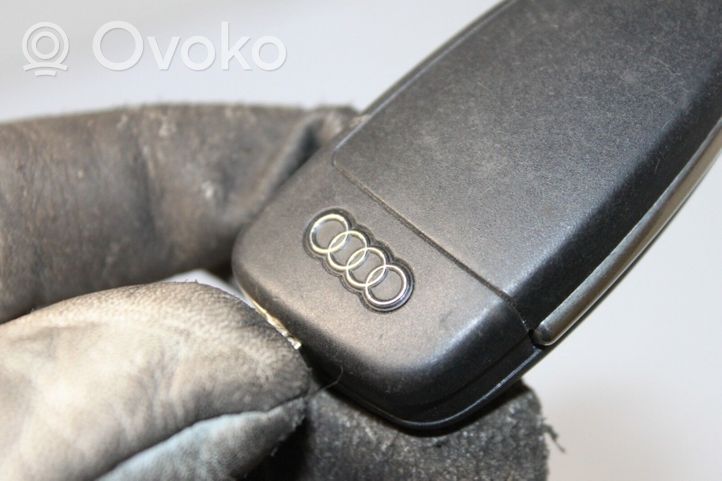 Audi A3 S3 8V Klucz / Karta zapłonu 