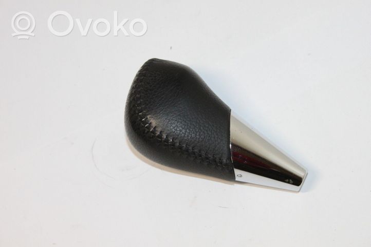 Toyota Avensis T270 Gear lever shifter trim leather/knob 