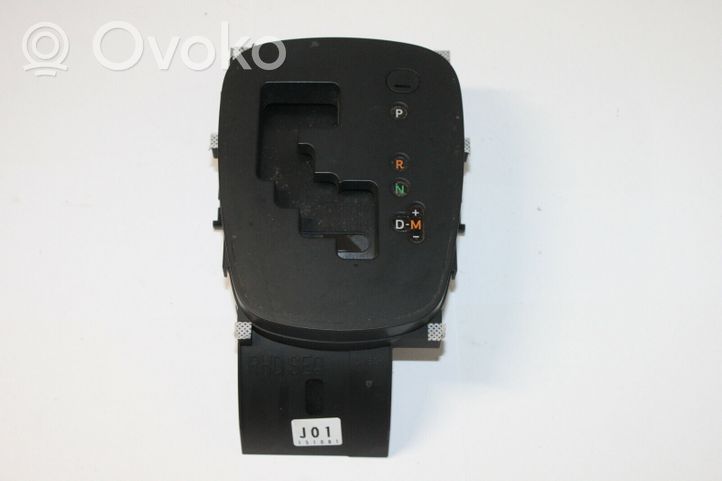 Toyota Yaris Contour de levier de vitesses TG23200A0420