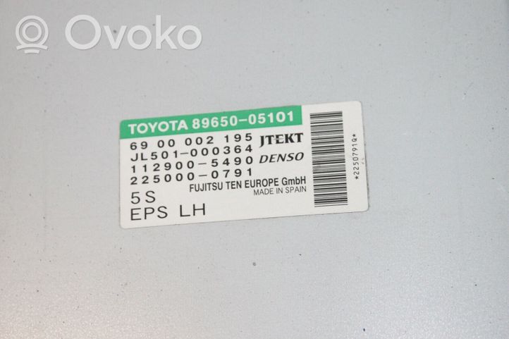 Toyota Avensis T270 Unité de commande / calculateur direction assistée 8965005101