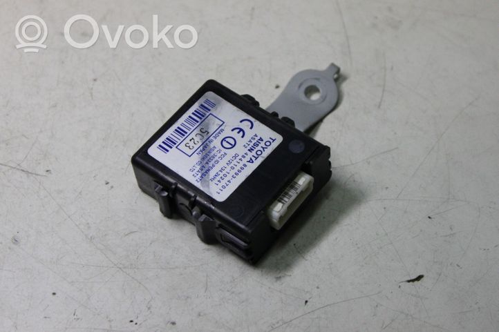 Toyota Prius (XW20) Sterownik / Moduł elektrycznej klapy tylnej / bagażnika 8999347011