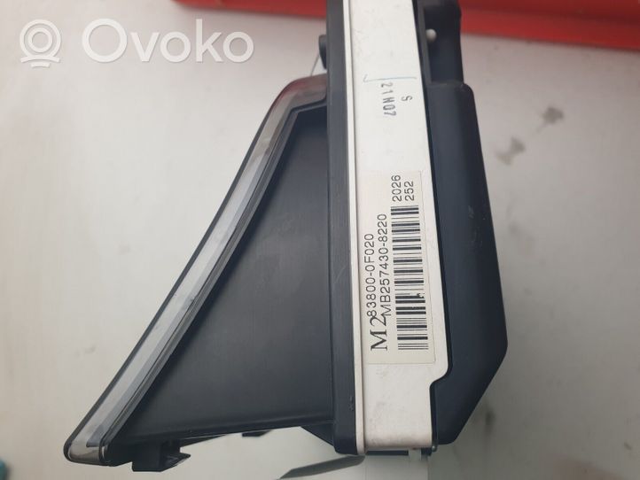 Toyota Corolla Verso E121 Geschwindigkeitsmesser Cockpit 838000F020