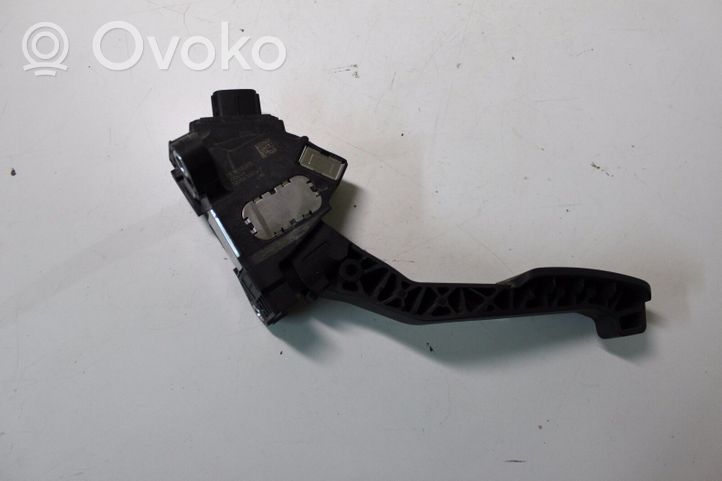 Toyota Yaris Pedal del acelerador 7811000D11