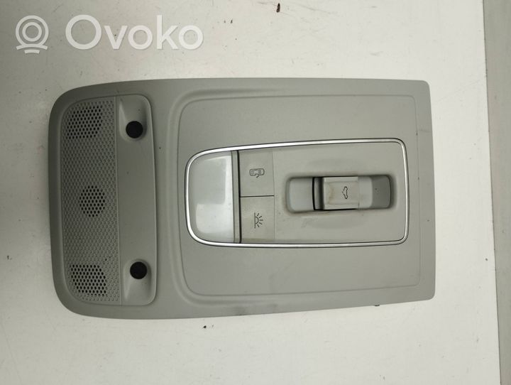 Audi A3 S3 8V Panel oświetlenia wnętrza kabiny 8V0947135C