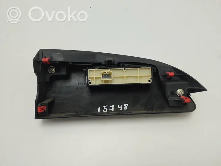 Toyota Prius (XW50) Botón interruptor de luz de peligro 5544647160