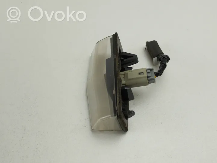 Toyota Prius (XW30) Lampa oświetlenia tylnej tablicy rejestracyjnej A045053