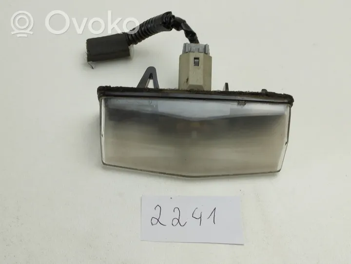 Toyota Prius (XW30) Lampa oświetlenia tylnej tablicy rejestracyjnej A045053