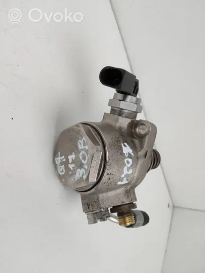 Audi Q7 4M Fuel injection high pressure pump 06E127026G