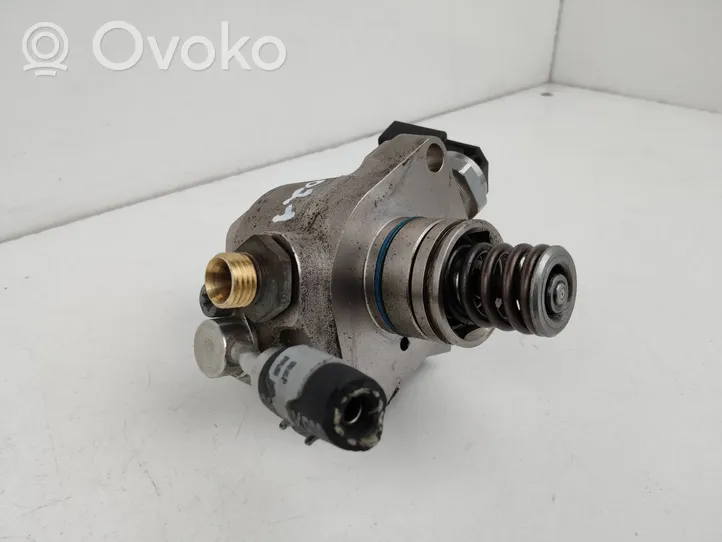 Audi Q7 4M Fuel injection high pressure pump 06E127026G