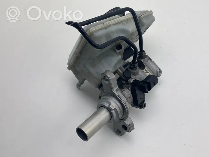 Skoda Octavia Mk3 (5E) Główny cylinder hamulca 5Q1611301D