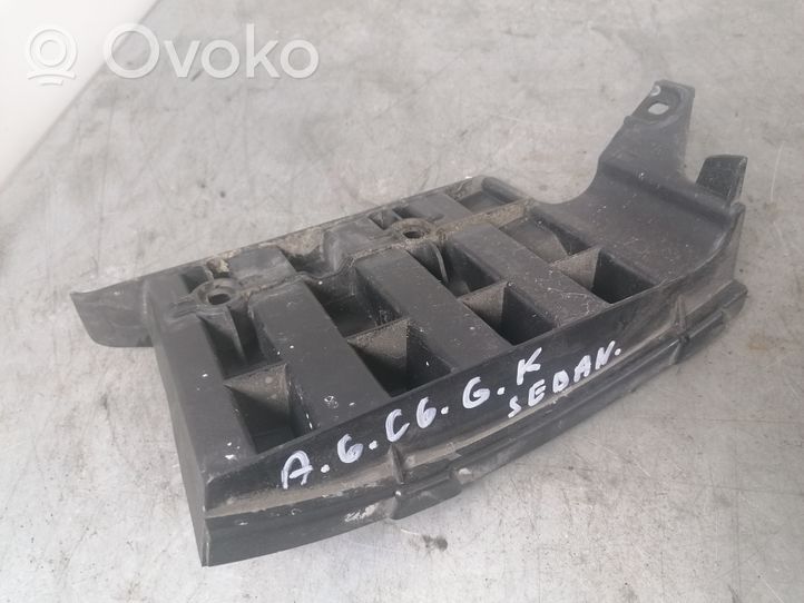 Audi A6 S6 C6 4F Takapuskurin kannake 4F5807897B