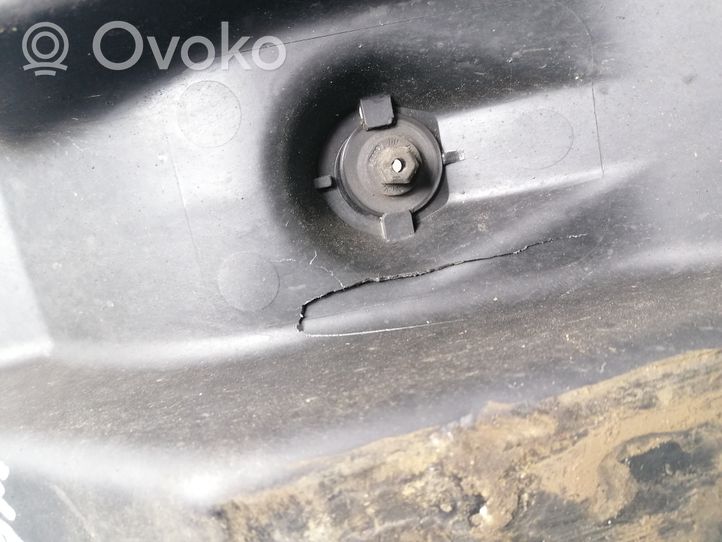 Volkswagen Touran I Osłona środkowa podwozia 1K0825212