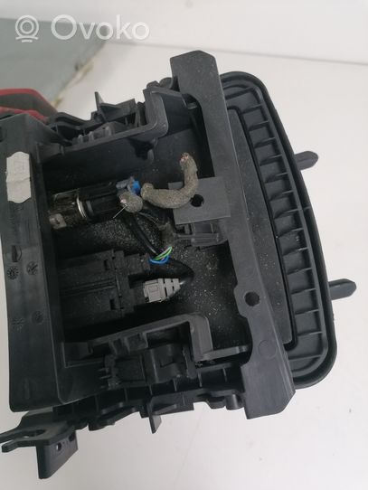 Opel Zafira C USB socket connector 13293521