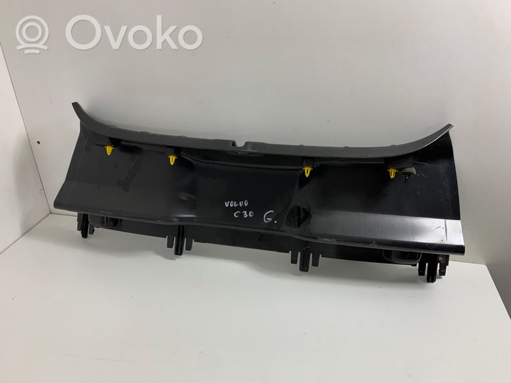 Volvo C30 Rivestimento di protezione sottoporta del bagagliaio/baule 08687734