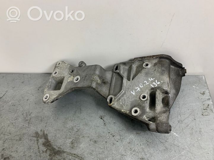 Volvo V70 Support de générateur / alternateur 30731516