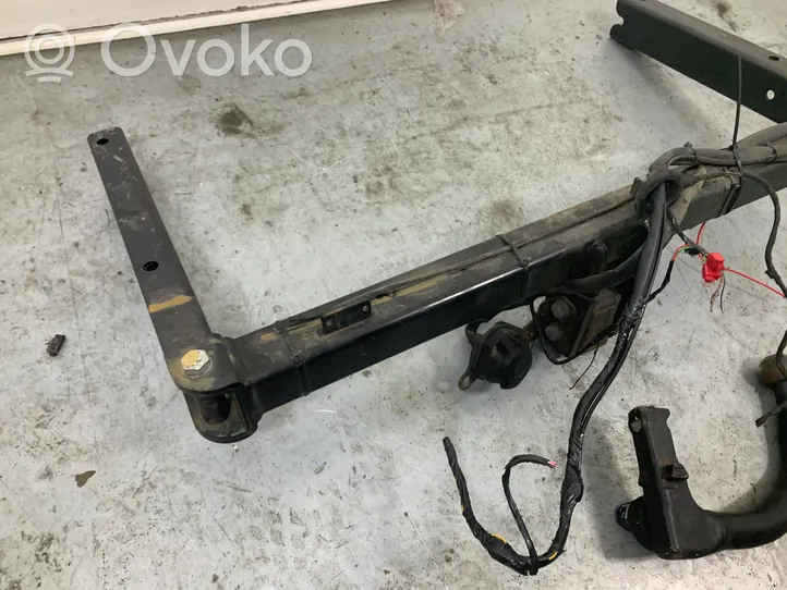 Audi A4 S4 B8 8K Detachable tow bar 