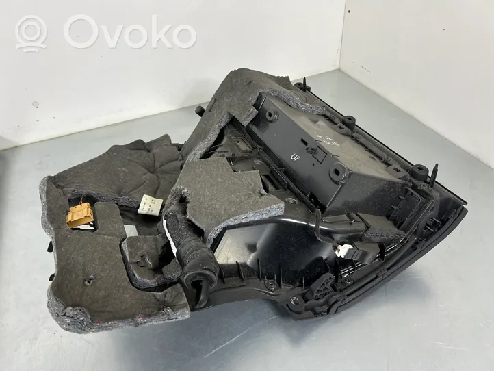 Audi A4 S4 B7 8E 8H Hansikaslokerosarja 8E1880302B