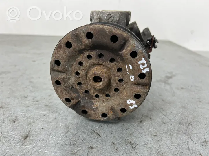 Toyota Avensis T250 Ilmastointilaitteen kompressorin pumppu (A/C) GE4472209245