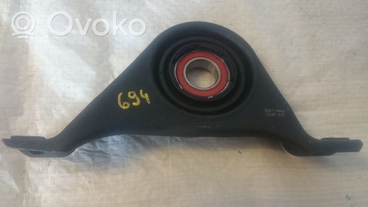 Mercedes-Benz E W210 Cuscinetto centrale di supporto albero di trasmissione 2104101281