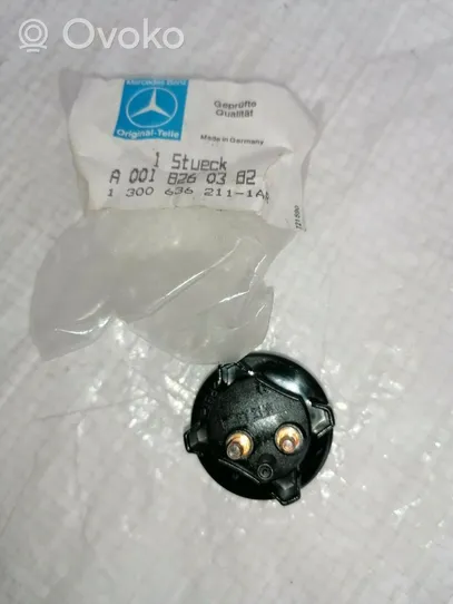 Mercedes-Benz A W168 Indicatore di direzione anteriore A0018260382