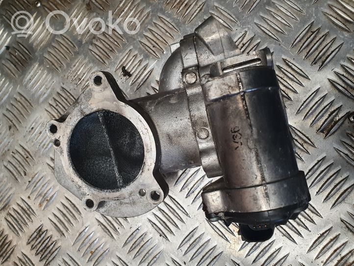 Audi A4 S4 B6 8E 8H Soupape vanne EGR 06D131569C