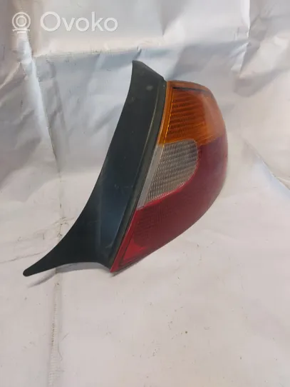 Dodge Neon Lampa tylna CC5288528