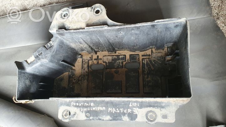 Renault Master II Bandeja para la caja de la batería 8200442773