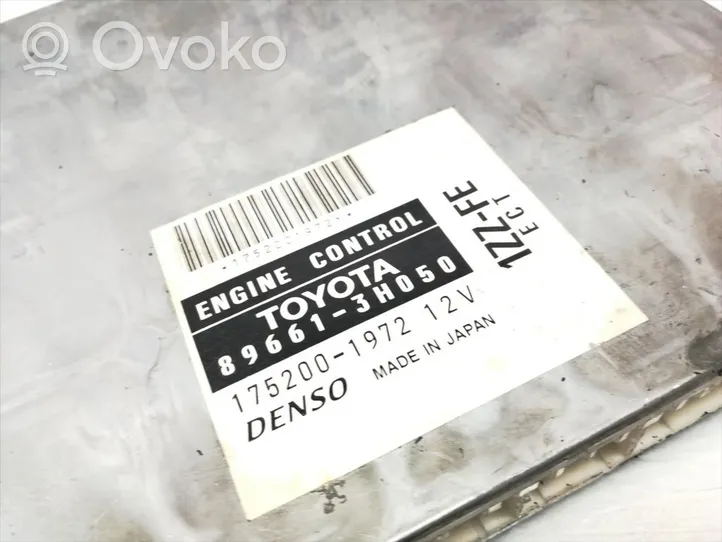 Toyota Camry Variklio valdymo blokas 89661-3H050