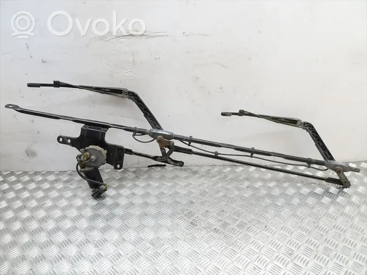 Iveco EuroCargo Front wiper linkage and motor 40492724